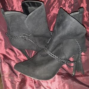 Liliana boots